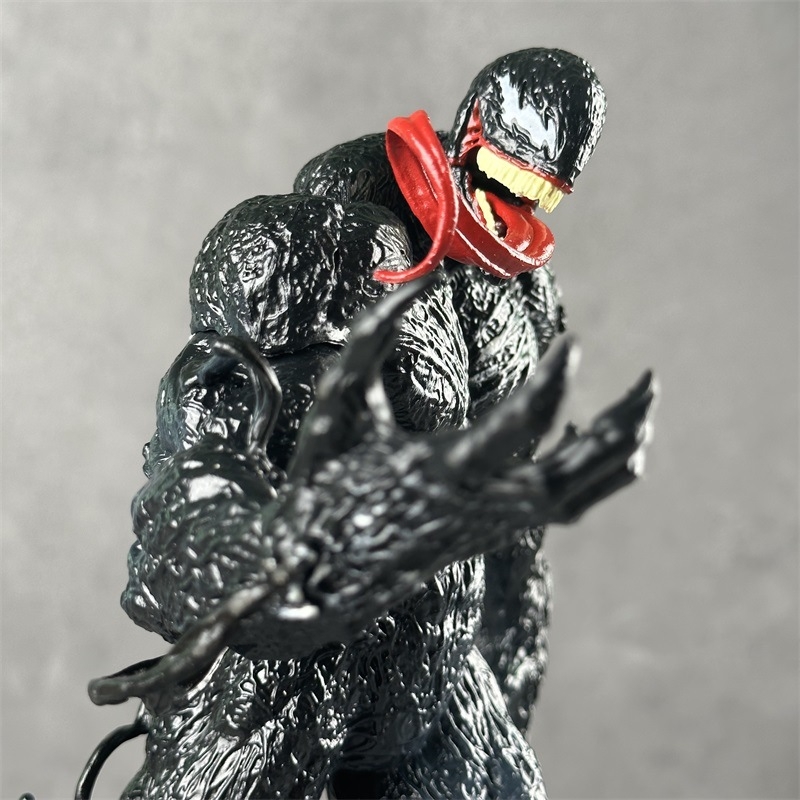 Mô Hình Venom Dáng đứng - Cao 28cm - Nặng 800gram - Figure SpiderMan - Full Box