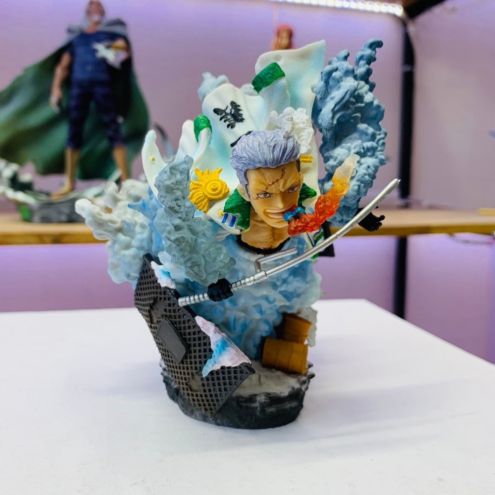Mô Hình OnePiece Smoker ( người khói ) trạng thái chiến đấu cao 13cm nặng 500g , Figure OnePiece - có vỏ hộp màu