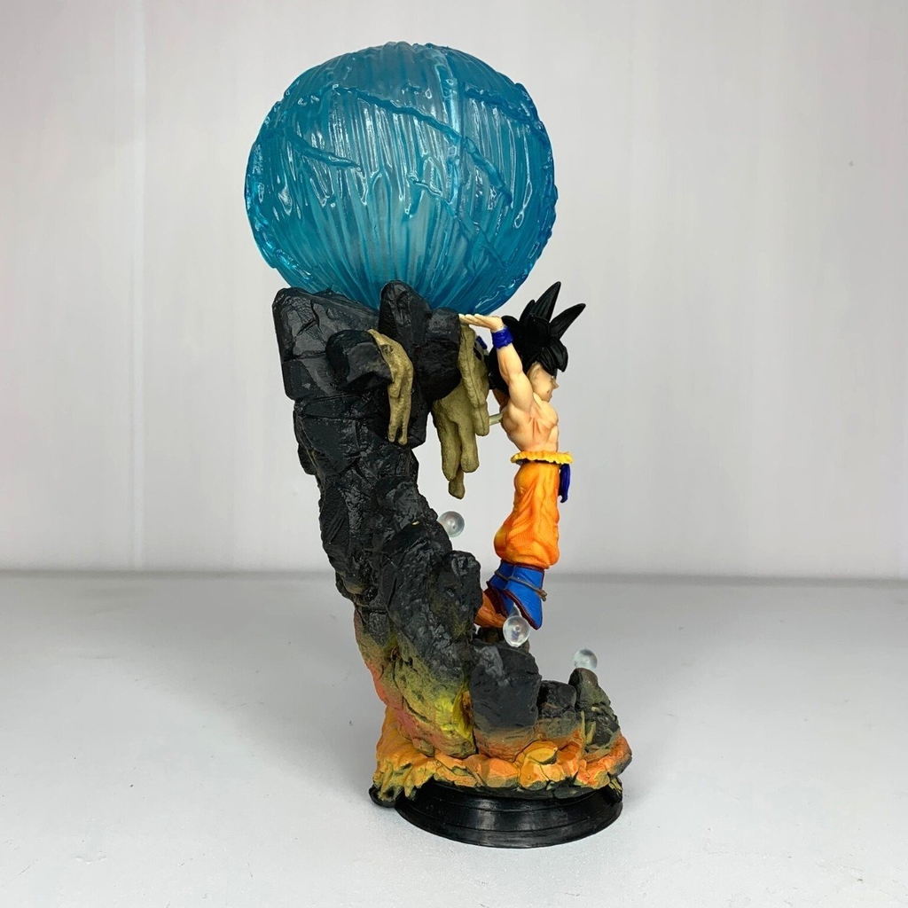 Mô hình DragonBall SonGoku nâng cầu siêu ngầu  Cao 24cm - Nặng 900 Gram - Dragon Ball - Có Hộp màu