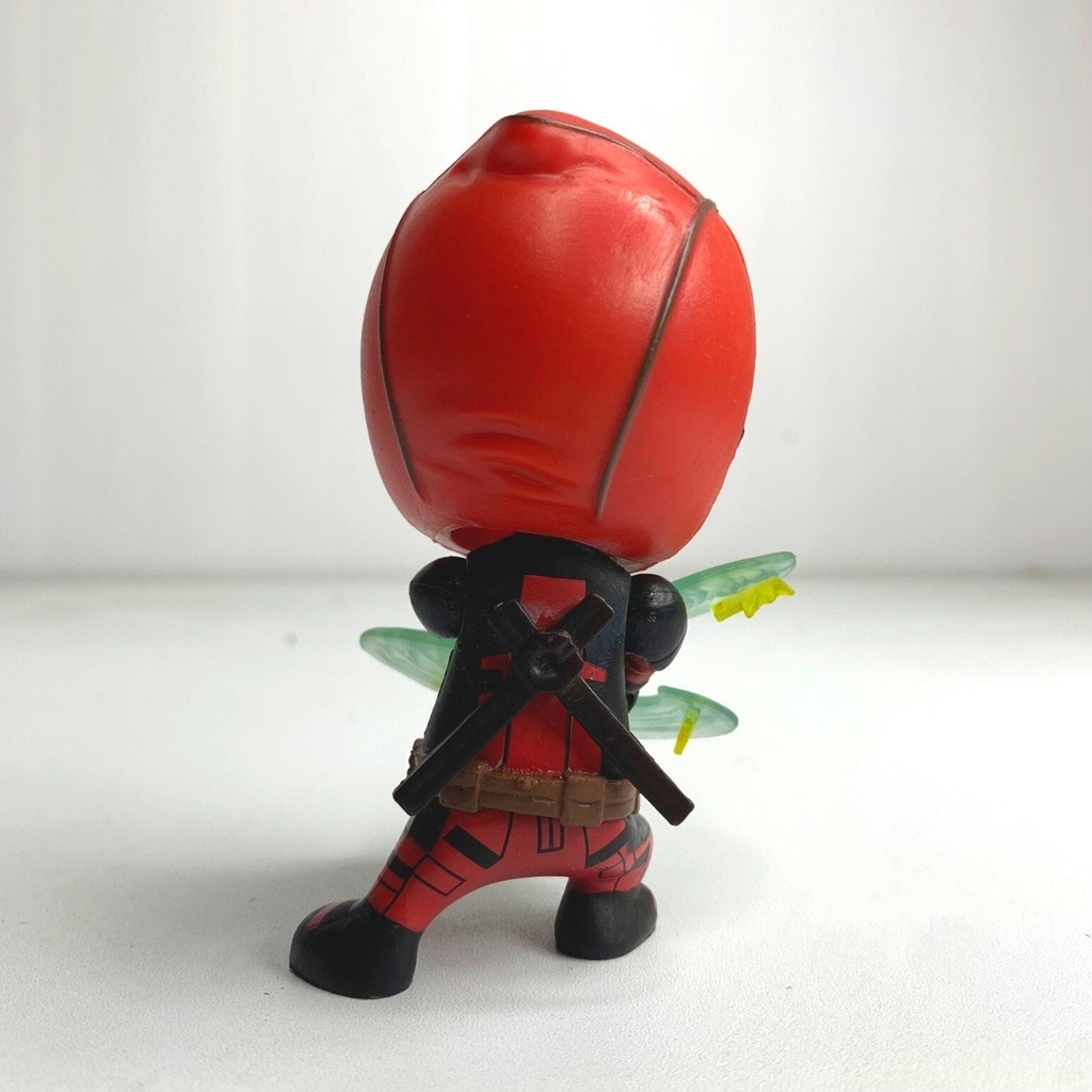 Mô hình Deadpool chiến đấu - Cao 10cm - nặng 100gram + Phụ kiện đi kèm : 2 kiếm hiệu ứng + Full Box - có hộp màu