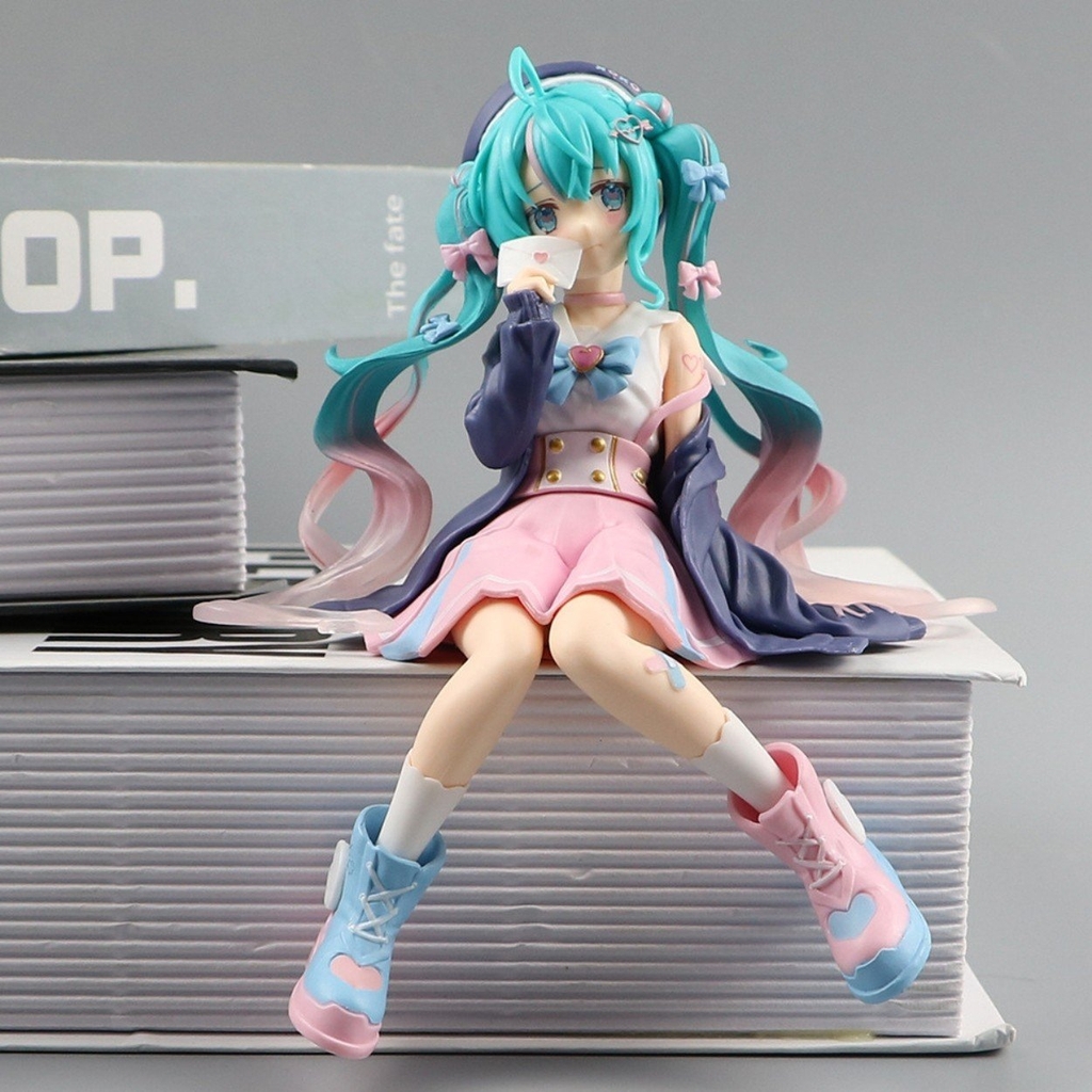 Mô Hình Hatsune Miku Ngồi Tóc xanh váy hồng - Cao 14cm - nặng 100gram - Figure Miku - Có hộp màu - N1-K31-T2-S1