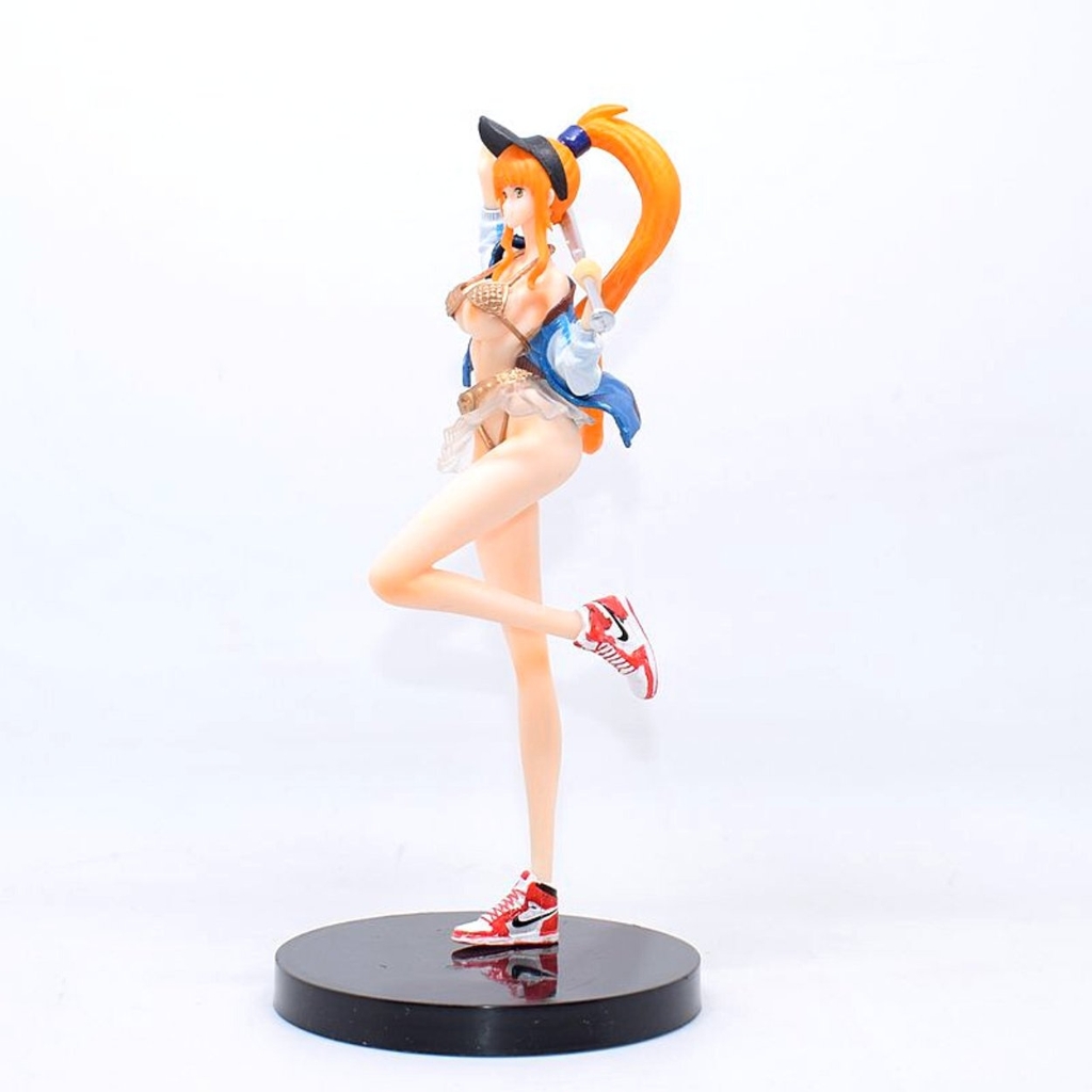 Mô Hình OnePiece Nami Bóng chày - Cao 20cm - nặng 100gram - Phụ Kiện : Đế + Gậy Bóng chày - Figure OnePiece - Box Nhựa - Hộp màu
