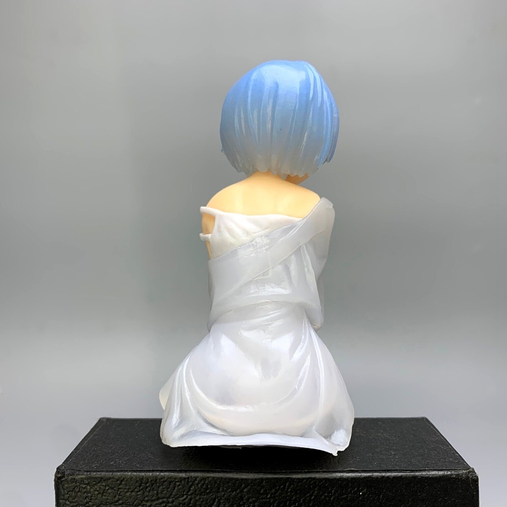 Mô Hình RE:ZERO Rem tóc xanh ngồi  - Cao 17cm - nặng 100Gram - No Box : bọc túi OPP