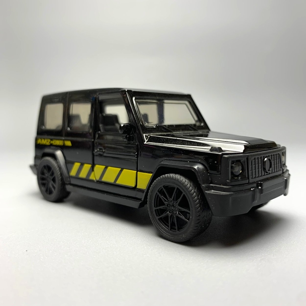 Mô Hình xe Mec AMG G63 tỉ lệ 1:43 Hợp kim có thể mở cửa - bánh sau chạy cót - Dài 10cm - cao 5cm - nặng 250Gram - Figure Oto - FULL BOX - Box Màu - SKU : oto14 số 15