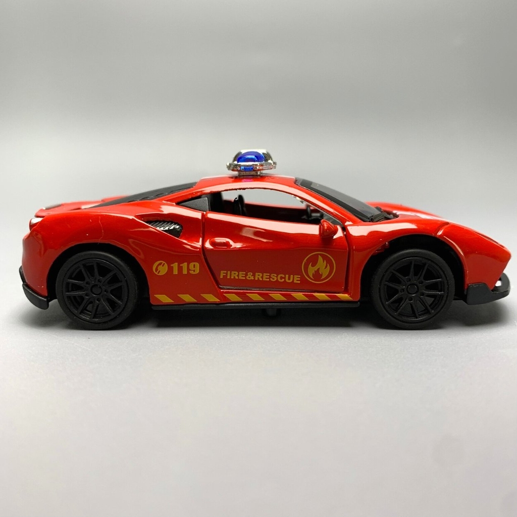 Mô Hình xe Ferrari police 488 GTB Đỏ tỉ lệ 1:43 Hợp kim có thể mở cửa - bánh sau chạy cót - Dài 10cm - cao 3cm - nặng 200gram - Figure Oto - FULL BOX : box màu số 16