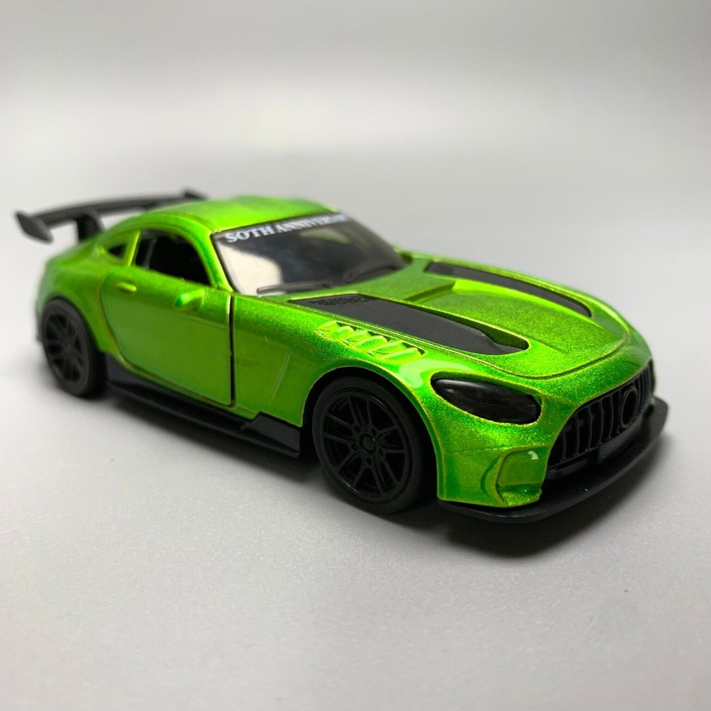 Mô Hình xe Mercedes AMG GTR Màu Xanh Lá Cây tỉ lệ 1:43 Hợp kim có thể mở cửa - bánh sau chạy cót - Dài 10cm - cao 3cm - nặng 200gram - Figure Oto - FULL BOX : box màu số19