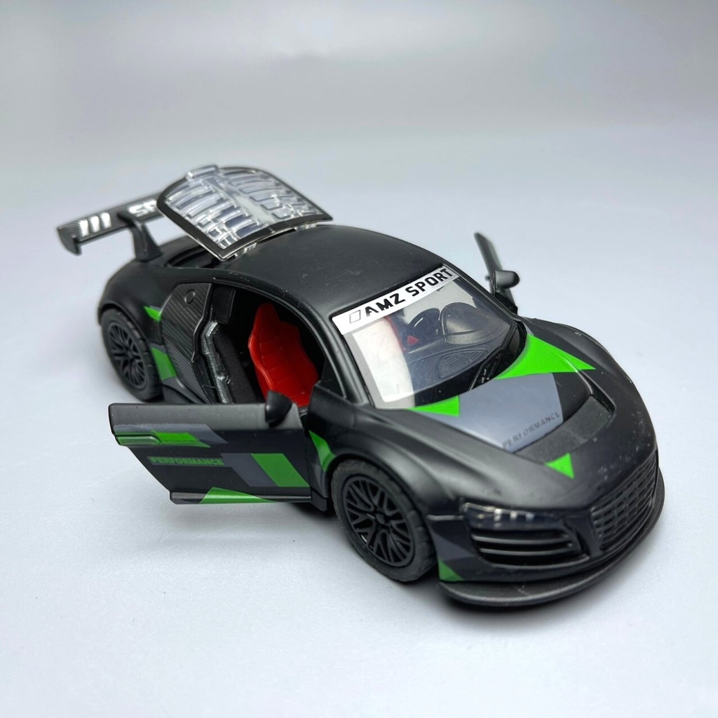 Mô Hình xe Audi màu Đen xanh - tỉ lệ 1:36 Hợp kim có thể mở cửa - bánh sau chạy cót- Dài 12cm - rộng 5cm - cao 4cm nặng : 200gram - FULL BOX : box màu - SKU : oto39 - K63-T1-S6