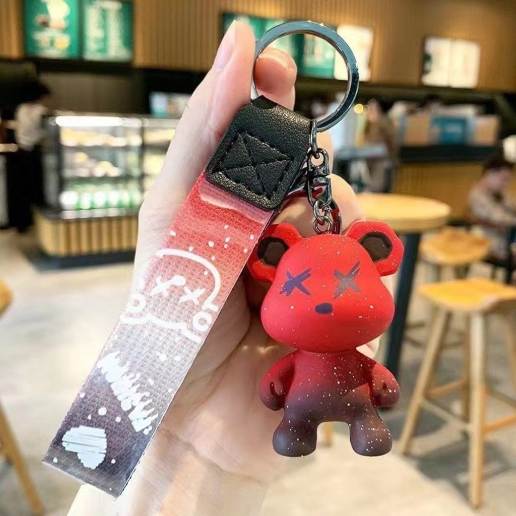 Móc khóa gấu Bearbrick màu Đỏ - Dây móc dài : 11cm - mô hình gấu Bearbrick Cao : 5.5cm - Nặng 50gram - No Box  - SKU: moc11 - (Vat: 88223-7)  - K76-T1-S8