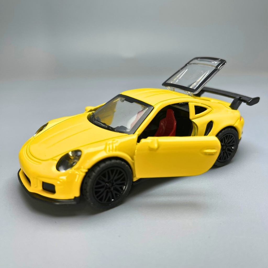 Mô Hình xe Porsche 911 màu vàng - tỉ lệ 1:36 Hợp kim có thể mở cửa - bánh sau chạy cót - Dài 12cm - rộng 5cm - cao 3.5cm - nặng : 200gram - FULL BOX : box màu - SKU : oto65 - N3-K9-T2-S3