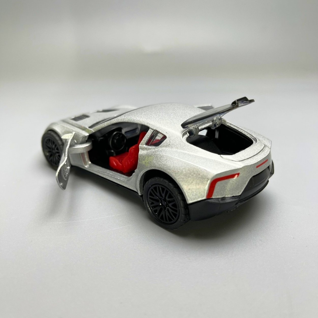 Mô Hình xe Maserati 3200 GT màu xám - tỉ lệ 1:36 Hợp kim có thể mở cửa - bánh sau chạy cót - Dài 12cm - rộng 5cm - cao 3.5cm - nặng : 200gram - FULL BOX : box màu