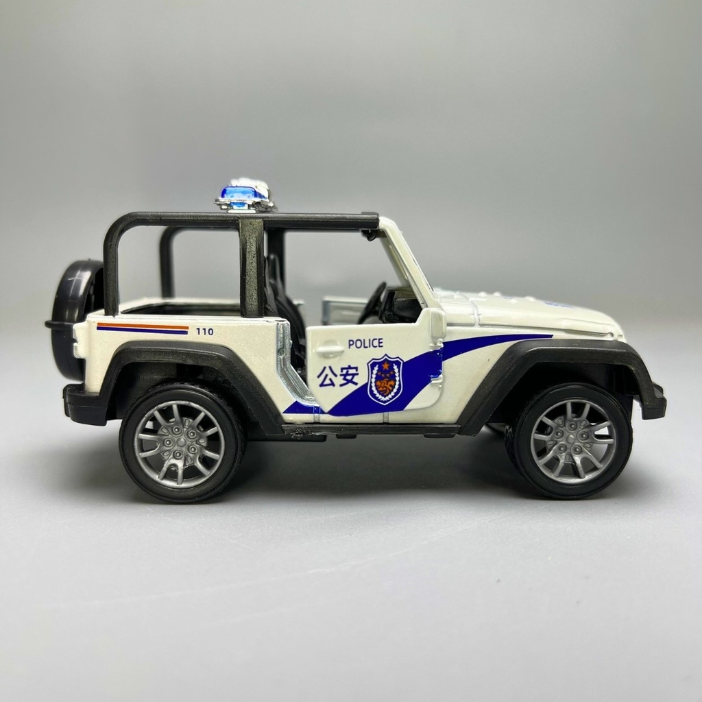 Mô Hình xe JEEP Police màu trắng - tỉ lệ 1:36 Hợp kim có thể mở cửa - bánh sau chạy cót - Dài 11cm - rộng 5cm - cao 4cm - nặng : 200gram - FULL BOX : box màu