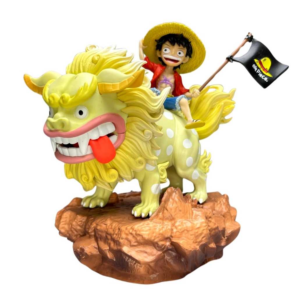 Mô hình Cướp Biển ( No Brand ) cầm Cờ cưỡi sư tử vàng - Cao 15cm - nặng 500gram - Phụ kiện : Cờ + đế full box - Hộp Màu - (VAT 002-01-130)