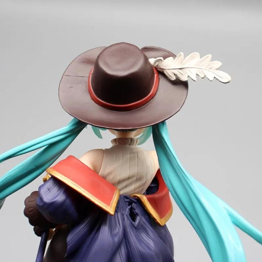 Mô Hình Hatsune Miku cầm kiếm - Cao 19cm - nặng 170Gram - Figure Miku - Có Hộp màu