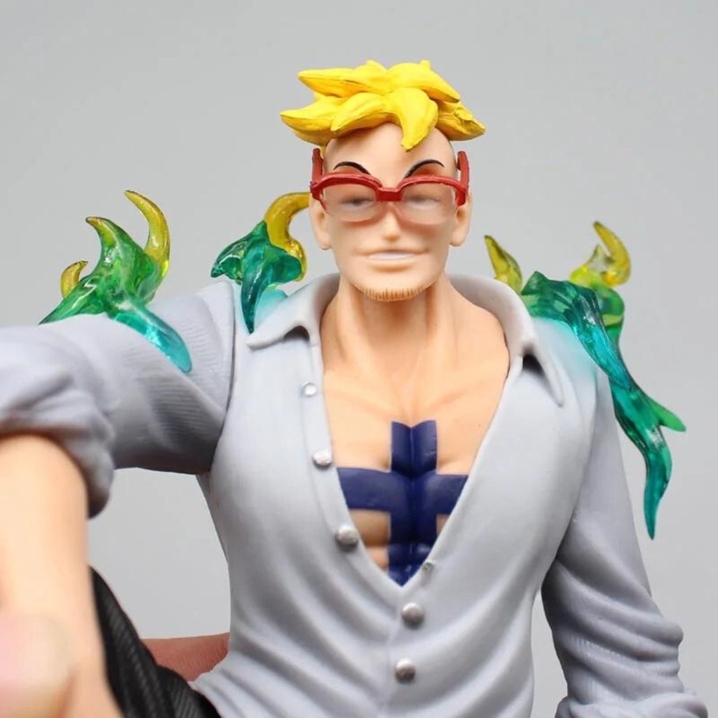 Mô Hình One Piece Marco ngồi - Cao 15cm - Nặng 400gram- Có Hộp màu - Phụ kiện : Kính - Figure anime One Piece