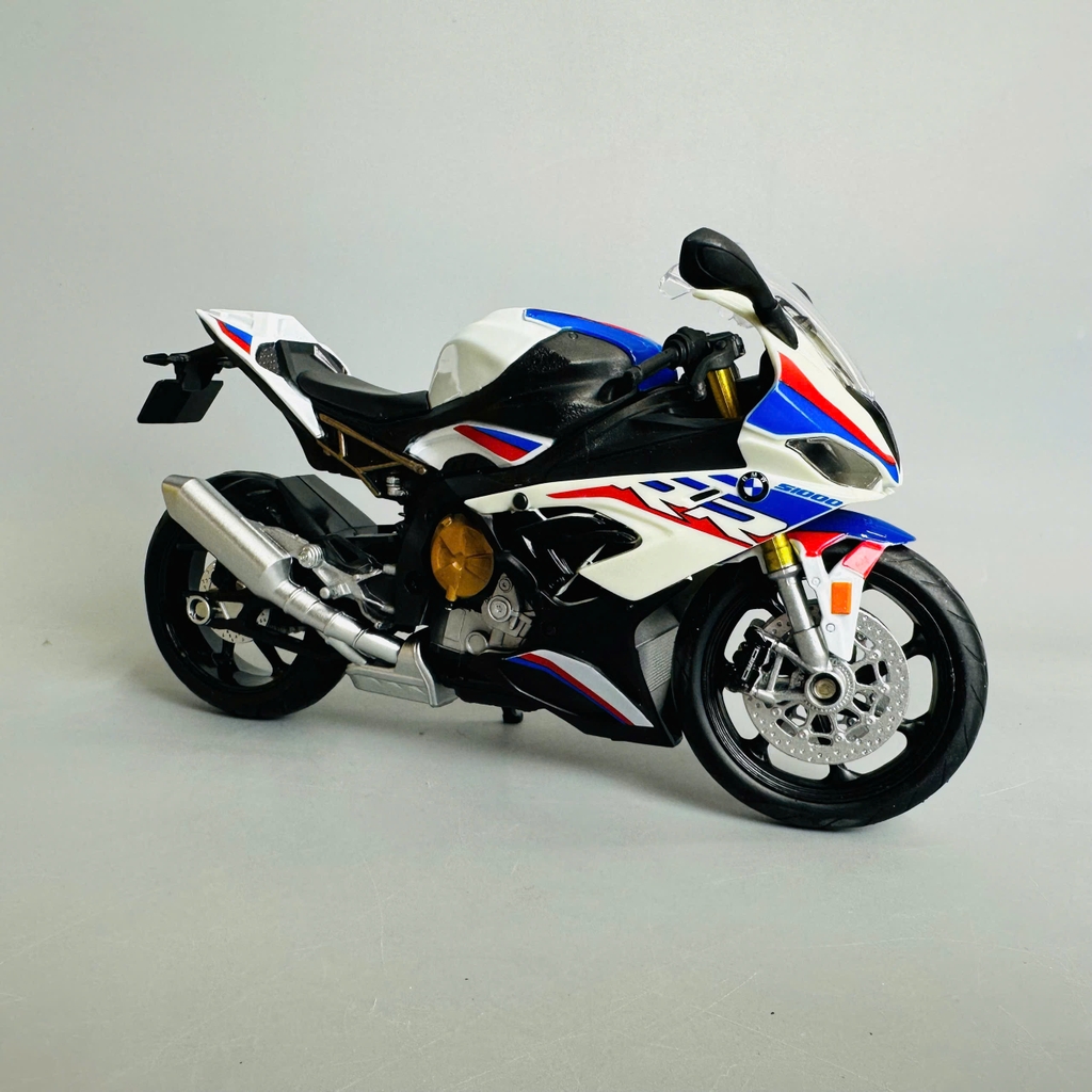 Mô Hình xe máy bmw s1000r xanh trắng 1:12 Hợp kim - Dài 17.5cm - rộng 6cm - cao 10cm - nặng ~ 700gram - FULL BOX : box màu SKU : oto338 n3-k6-t5-s3