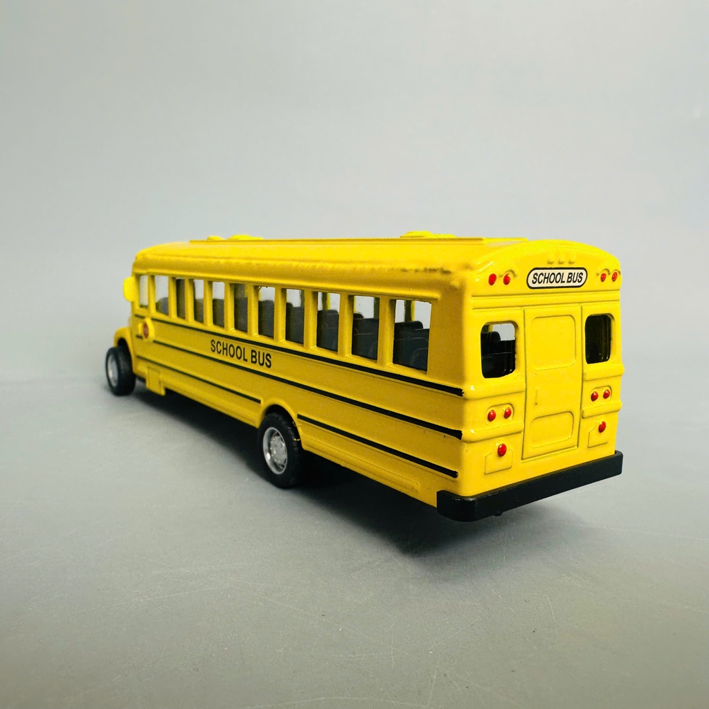 Mô Hình xe bus tỉ lệ 1:43 Hợp kim - bánh sau chạy cót - Dài 14cm - rộng 4cm - cao 4cm - nặng : 500gram - no box SKU : oto356 N3-K62-T4-S2