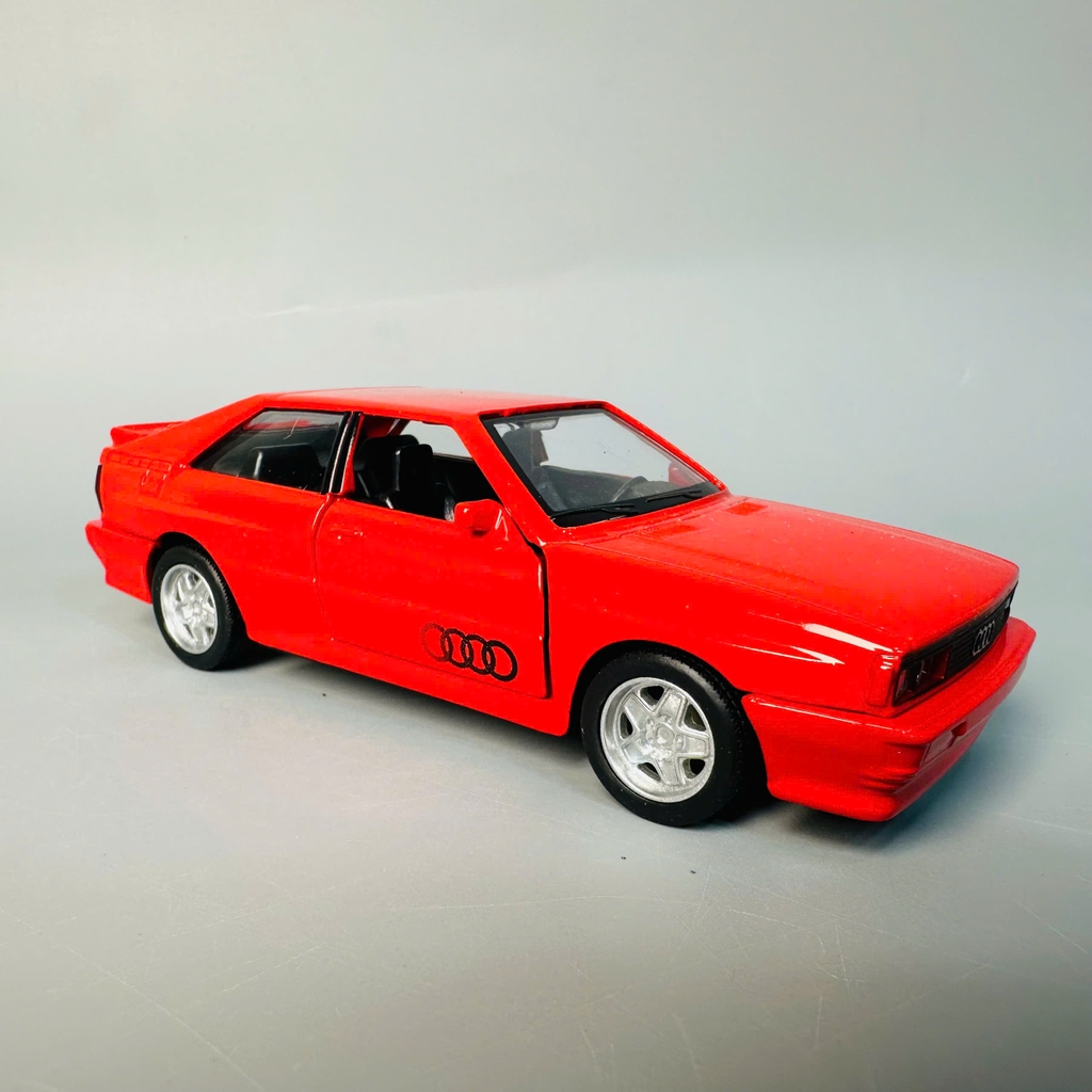 Mô Hình xe Audi Quattro 1980 đỏ tỉ lệ 1:32 Hợp kim có thể mở cửa - bánh sau chạy cót - Dài 12cm - rộng 4.5cm - cao 3.5cm - nặng : 300gram - FULL BOX : box màu SKU : oto450 - K70-T4-S1