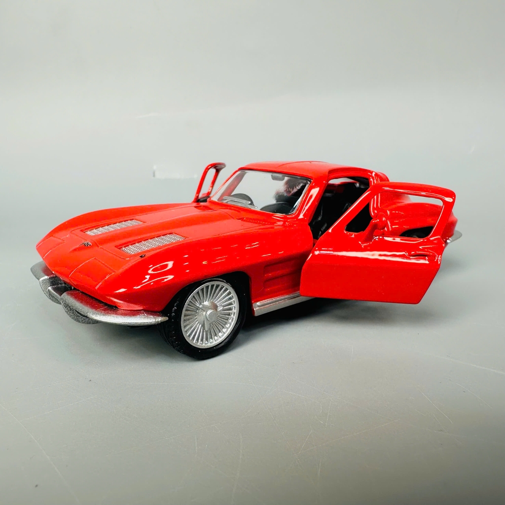 Mô Hình xe Chevrolet Corvette Split đỏ tỉ lệ 1:32 Hợp kim có thể mở cửa - bánh sau chạy cót - Dài 12cm - rộng 4.5cm - cao 4cm - nặng : 300gram - FULL BOX : box màu SKU : oto448 - K70-T3-S5