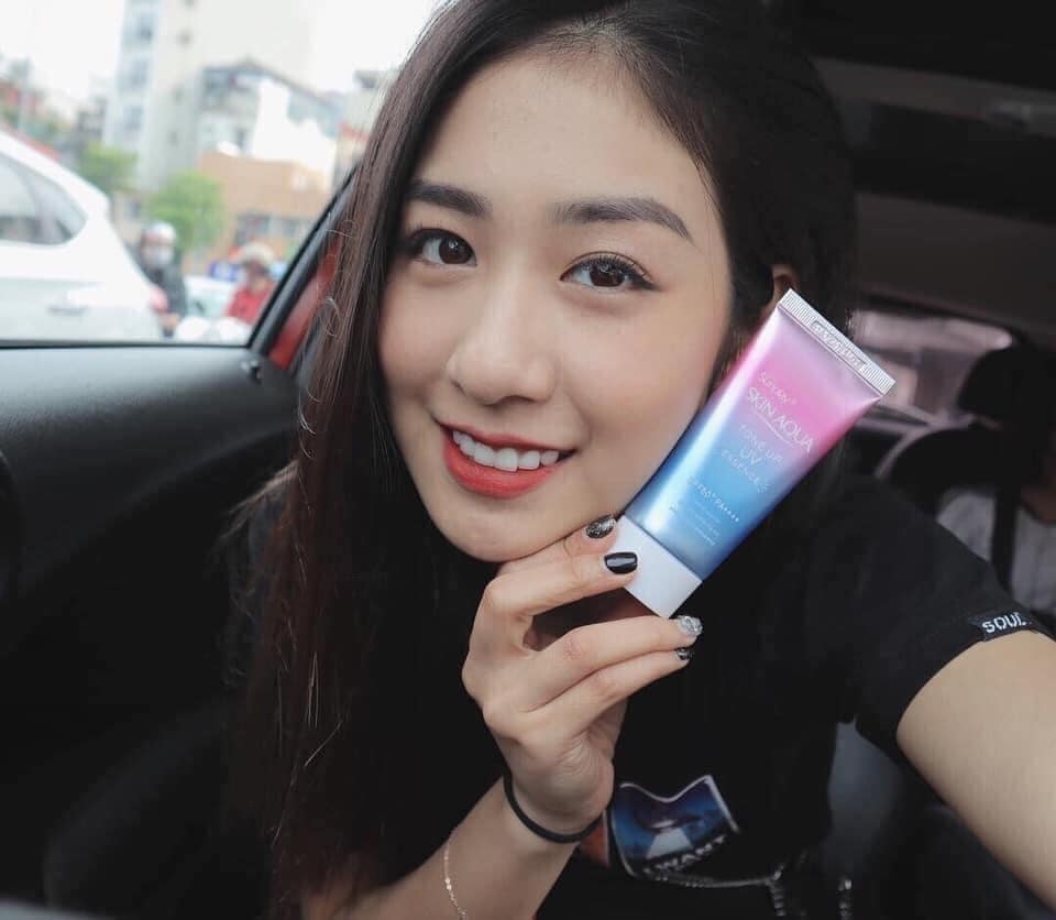 Kem chống nắng Skin Aqua Nhật