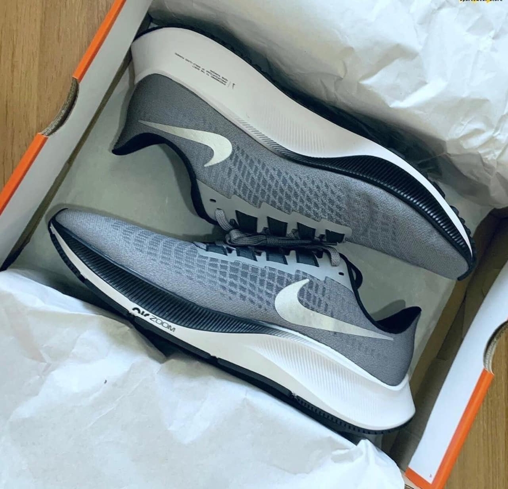 Nike Air Zoom Pegasus 37