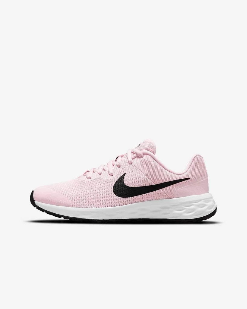 Nike Revolution 6