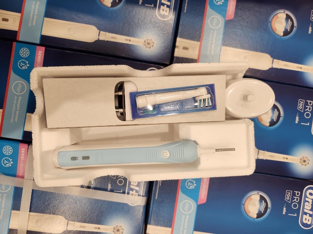 BÀN CHẢI ĐIỆN ORAL-B PRO 1