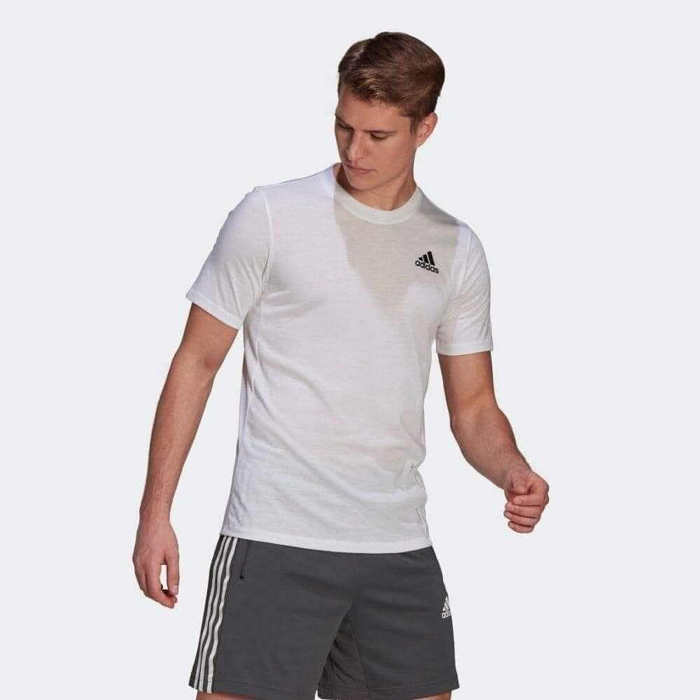Áo phông Adidas trắng