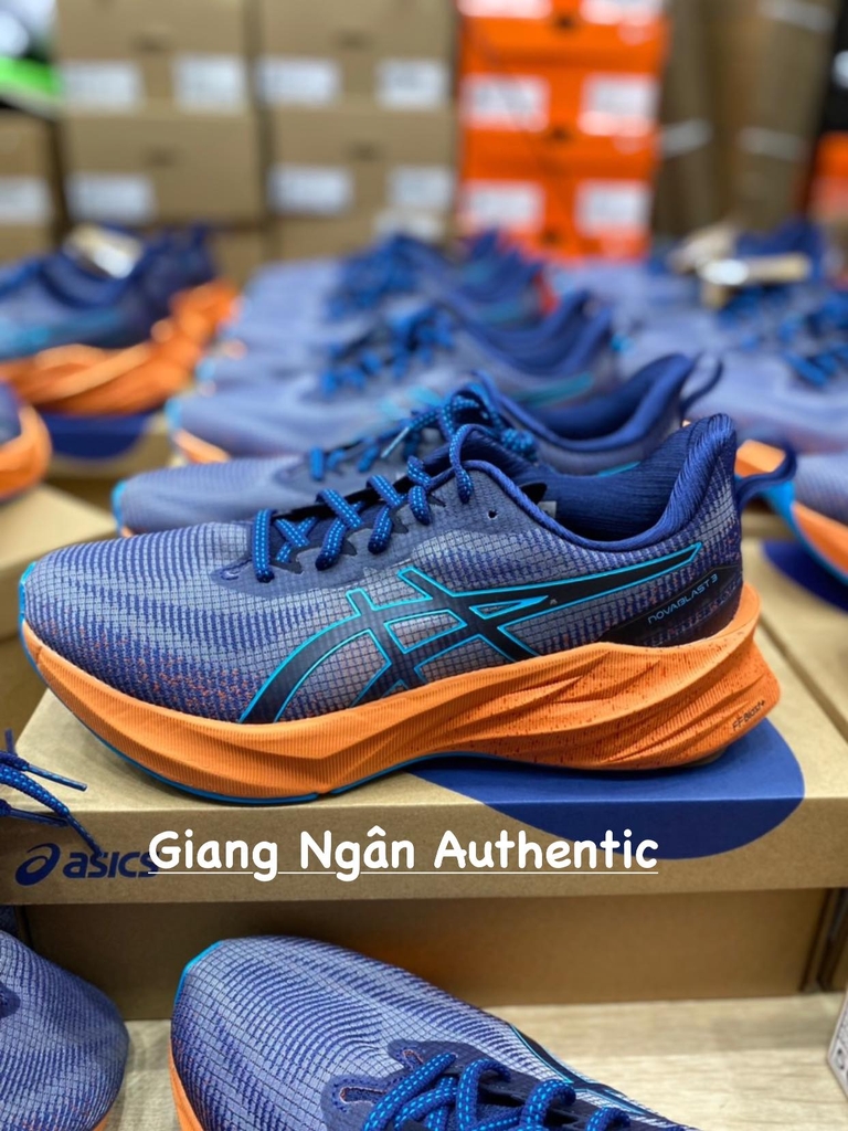Giày chạy bộ nam Asics NOVABLAST 3 LE