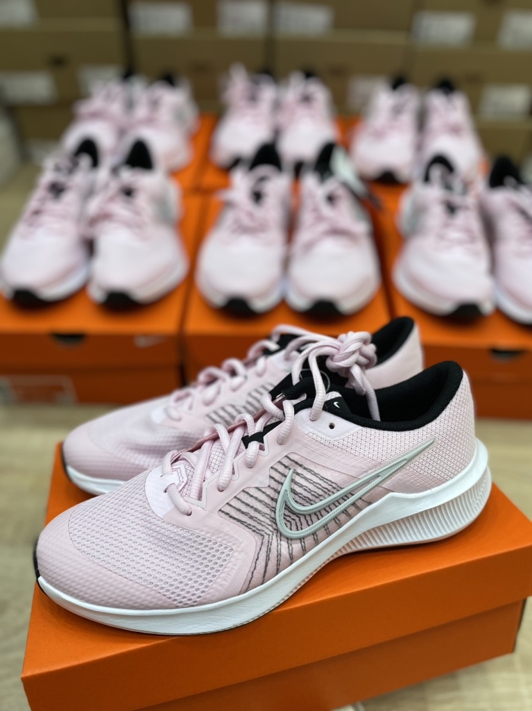 NIKE DOWNSHIFTER 11 hồng