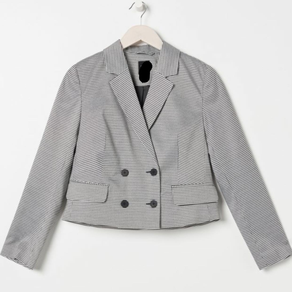 Áo vest Sinsay kẻ đen trắng