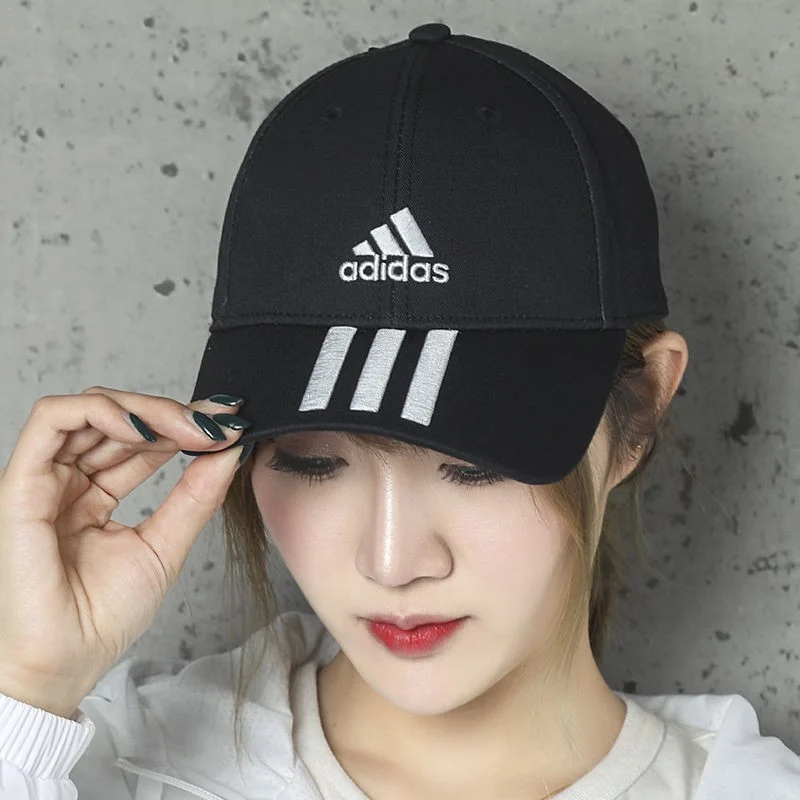 Mũ Adidas đen