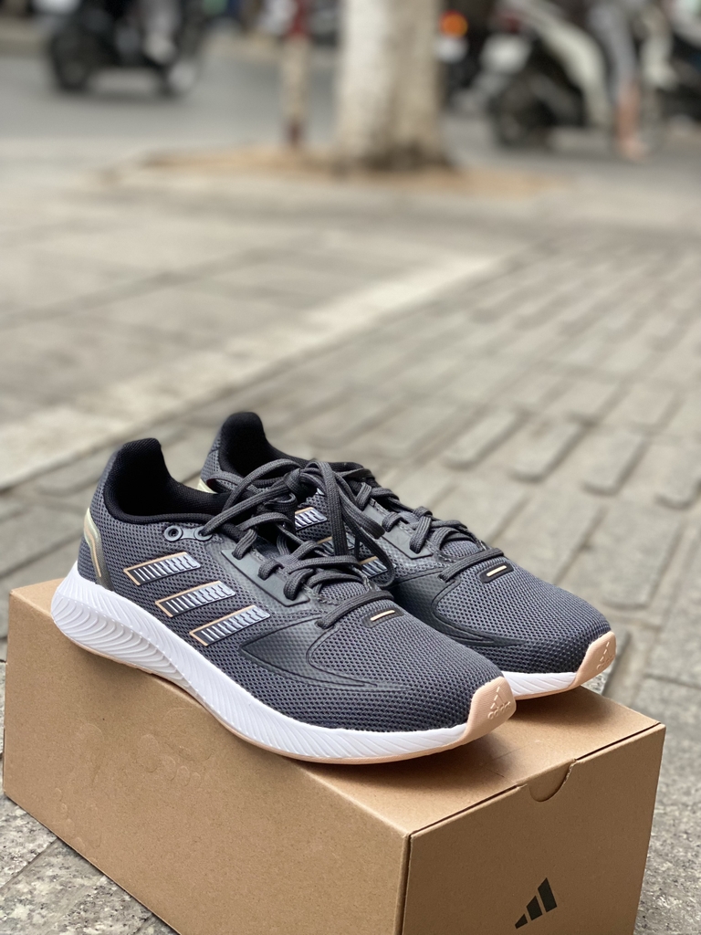 Adidas Core runner