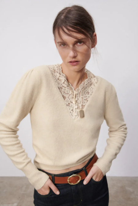 Áo len cổ ren Zara