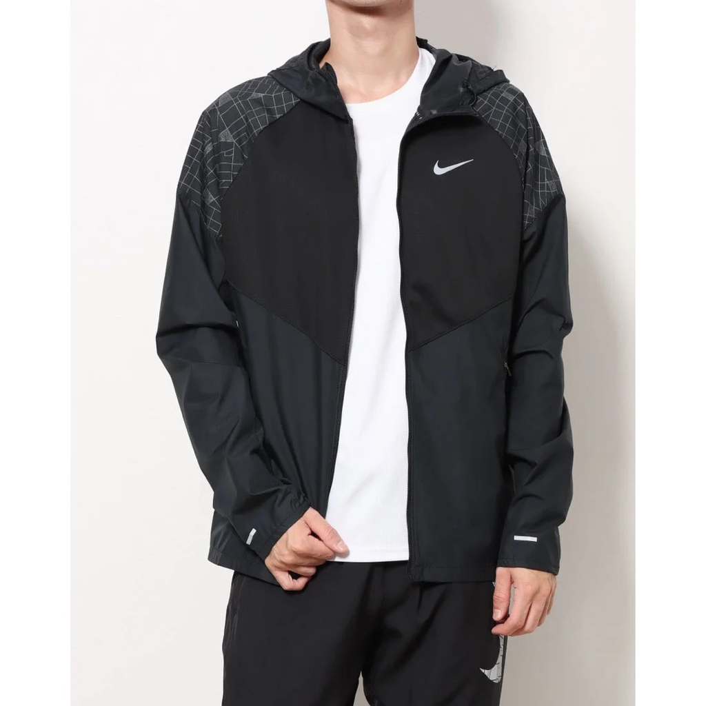 Áo khoác đen Nike DQ6488-010