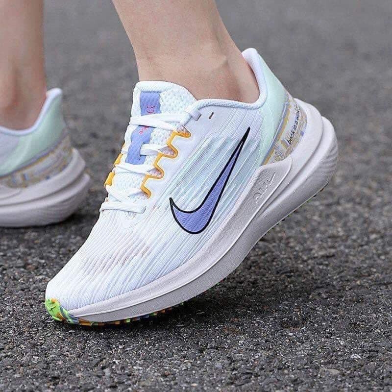 Nike Wmns Air Winflo 9 'White Cream'