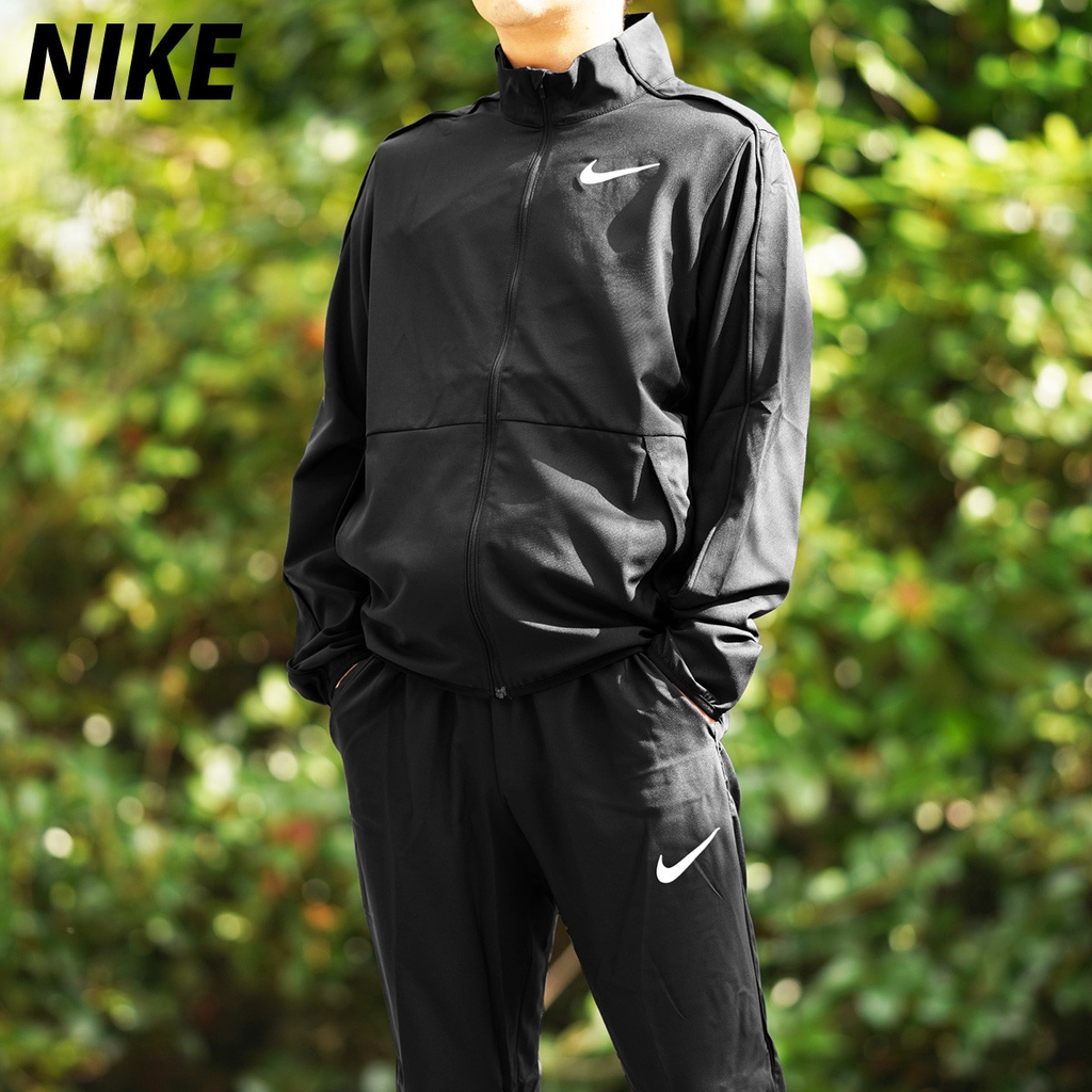 Khoác training Nike Dri-FIT DM6620-011