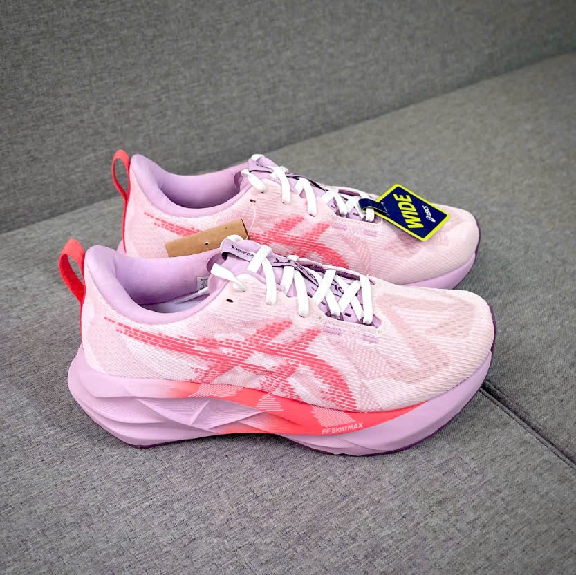 Asics Novablast 5