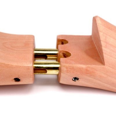 Cây giữ form giày gỗ shoe tree cao cấp bảo vệ giày (CGFG03)