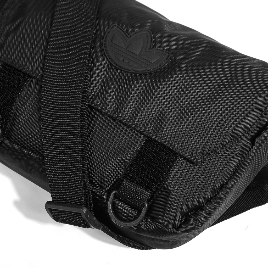 Adicolor Contempo Utility Messenger Bag Small