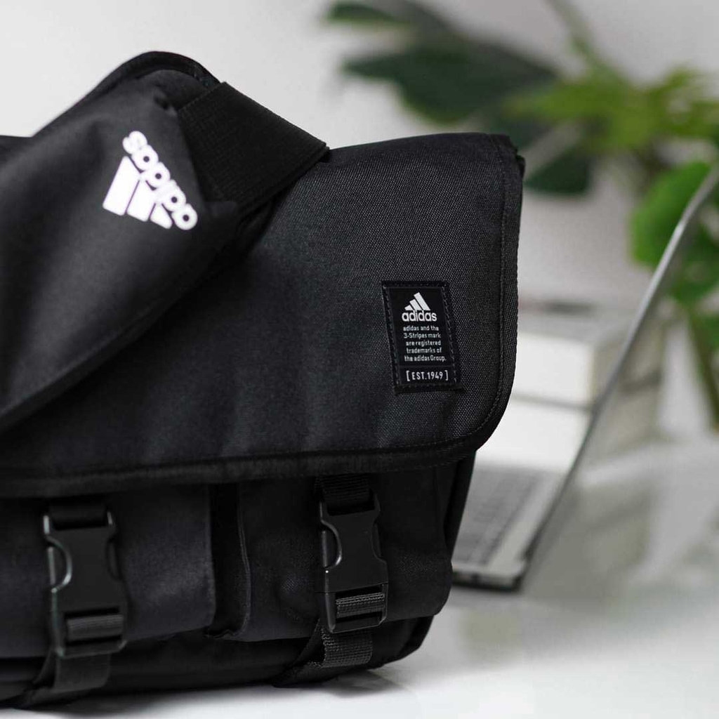 Adidas XC Messenger Bag