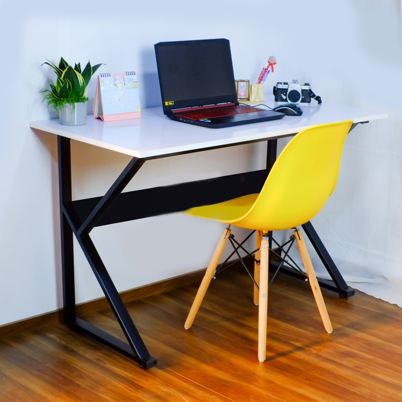 Bàn làm việc chữ K, bàn chân sắt mặt gỗ MDF kích thước 1m 1.2m