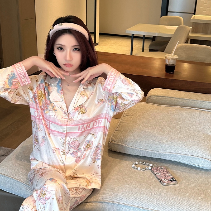 Đồ ngủ Pijama lụa băng sang chảnh thanh lịch  DN416240
