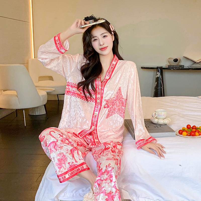 Đồ ngủ Pijama nhung kim cương ​​​​​​sang chảnh mùa thu đông DN415240