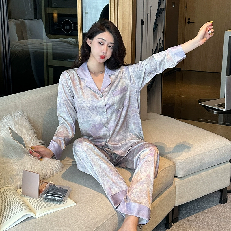 Bộ đồ ngủ cao cấp nữ, vải satin lụa lạnh, dài tay in họa tiết tím, khí chất, mặc nhà sang trọng DN1652501