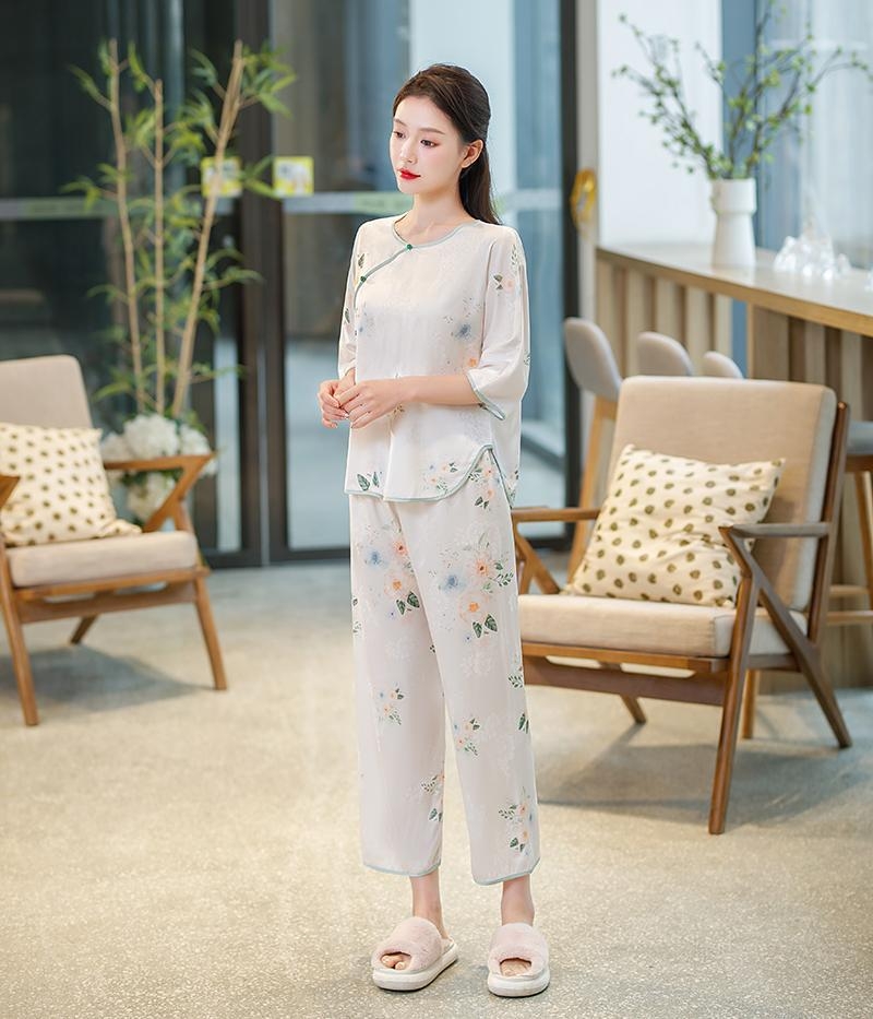 Bộ đồ ngủ cao cấp phong cách Trung Hoa lụa băng jacquard họa tiết nhẹ nhàng XINY DN109250