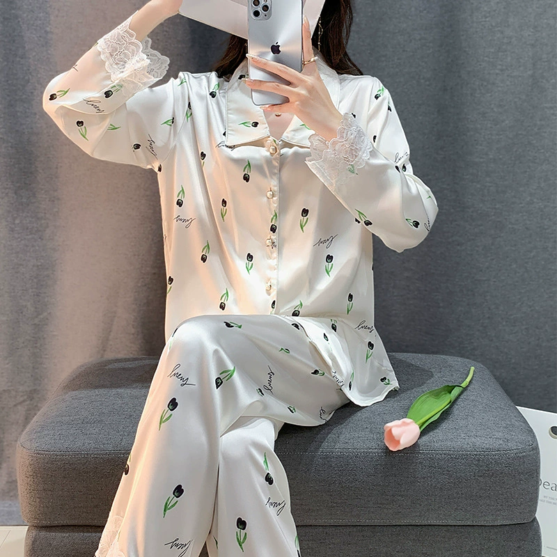 Bộ Đồ Ngủ Lụa Băng Mới Cho Nữ Phong Cách Xuân Hè Cao Cấp, Dài Tay Ren DN152250