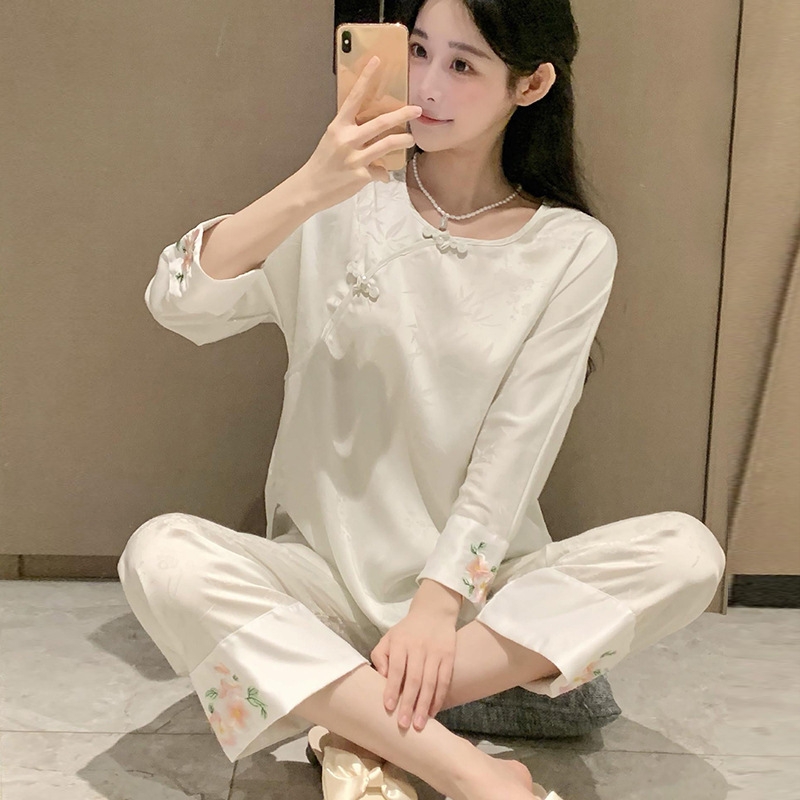 Bộ đồ ngủ lụa băng phong cách Trung Hoa nữ cổ điển thanh lịch XINY DN103250