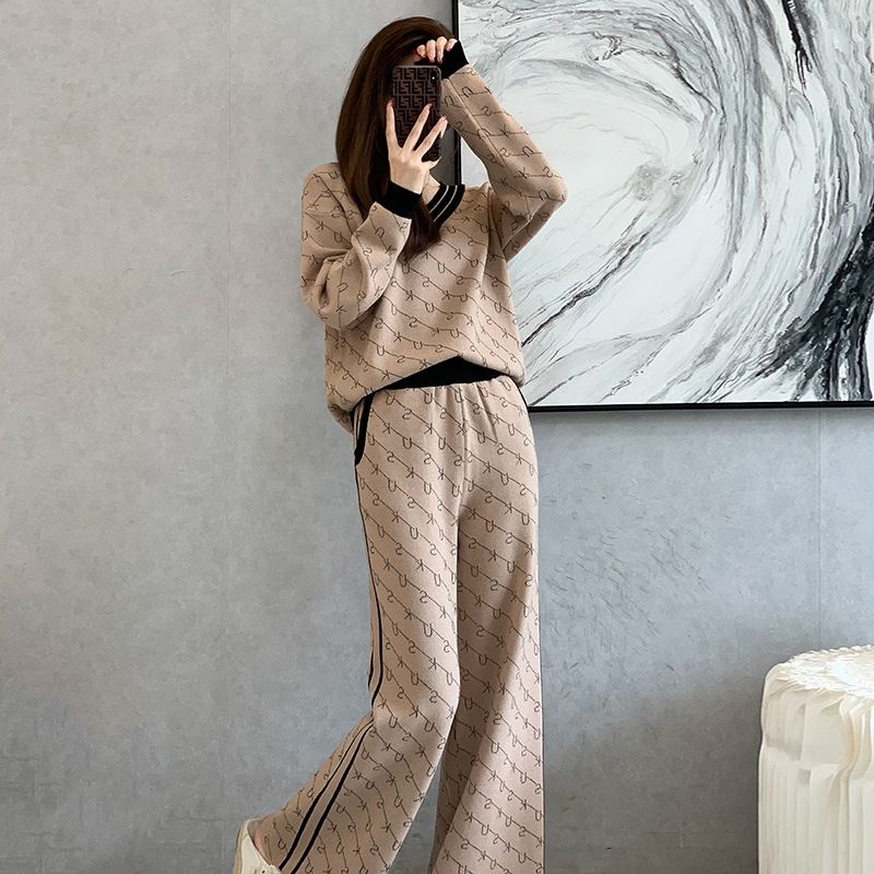 Bộ đồ nữ cao cấp áo hai mảnh quần ống rộng vải Jacquard D522240