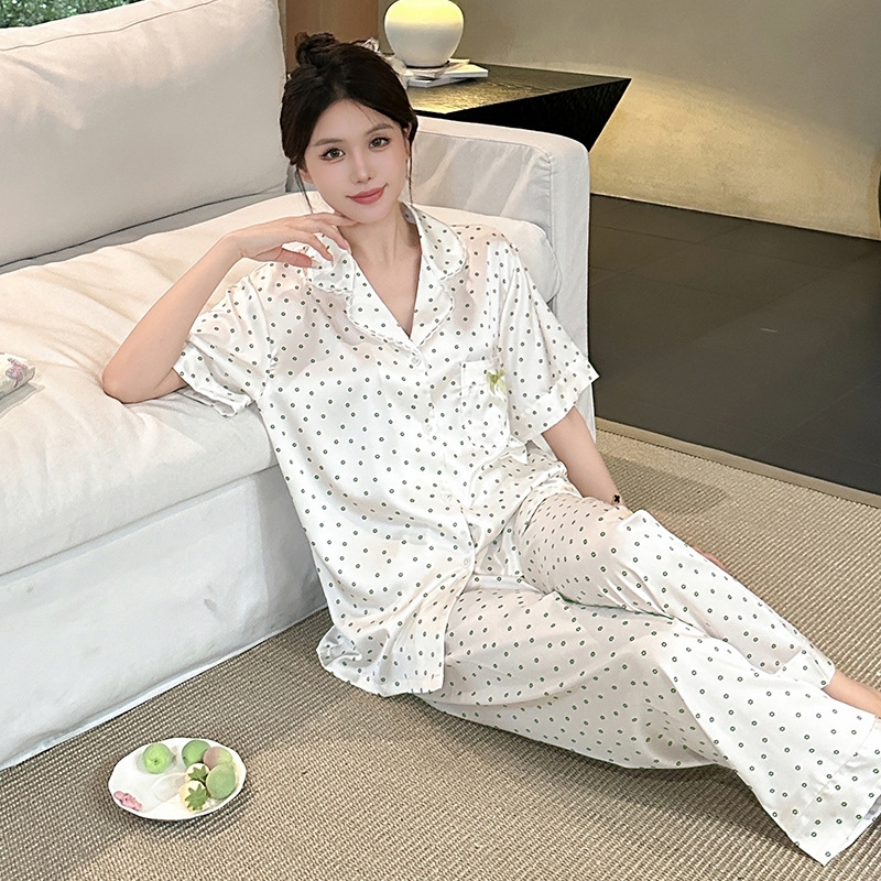 Đồ ngủ Pijama lụa băng màu trắng Chất Desire Ren Hoa Nhỏ DN426240