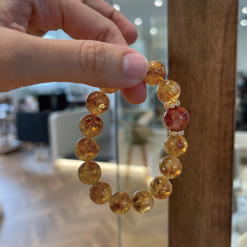 Vòng Tay Phong Thủy Thạch Anh Tóc Vàng Cao Cấp TS112240